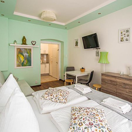 Ruterra Apartment Cimburkova Prag Eksteriør billede