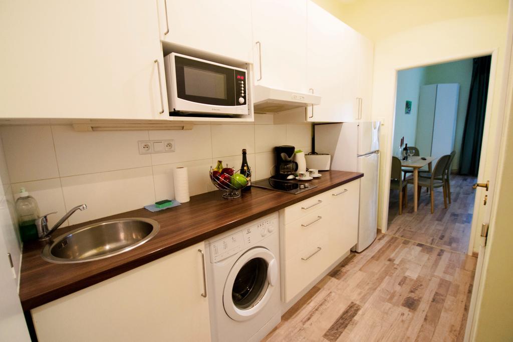 Ruterra Apartment Cimburkova Prag Eksteriør billede